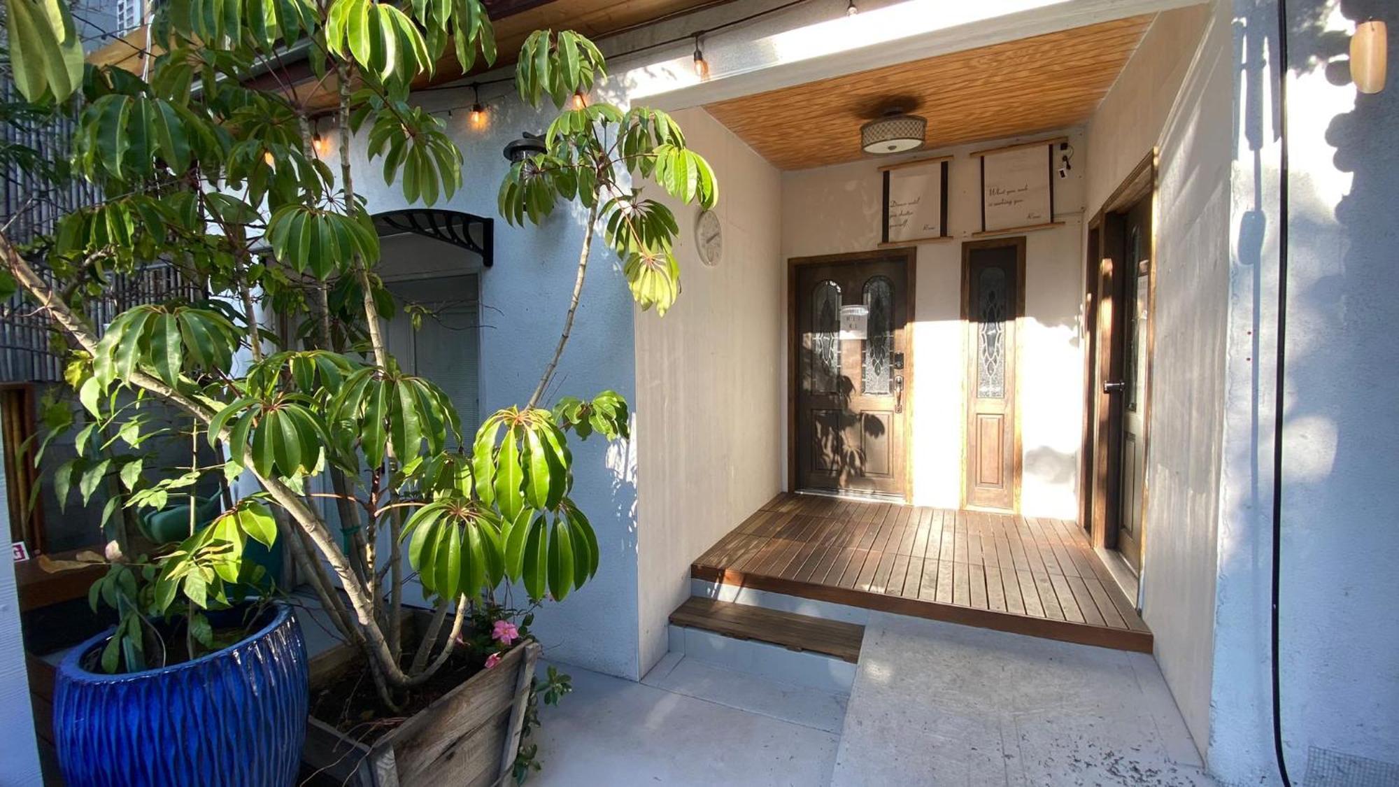 Rumi Los Angeles Exterior photo